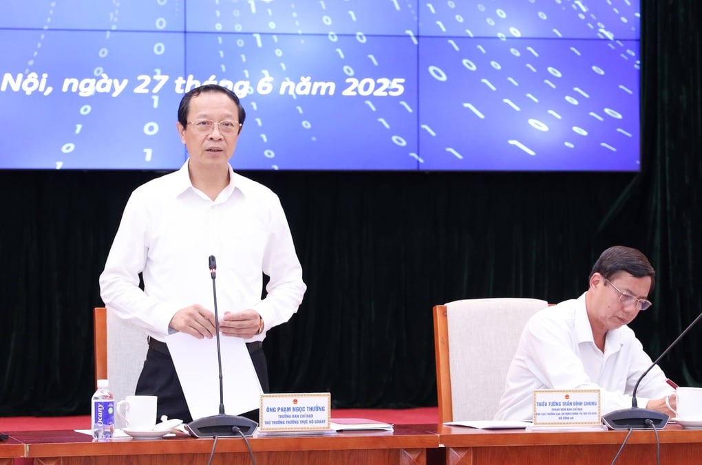 Họp báo kết thúc thi tốt nghiệp THPT 2025: Bộ GDĐT lý giải độ khó đề thi - 3