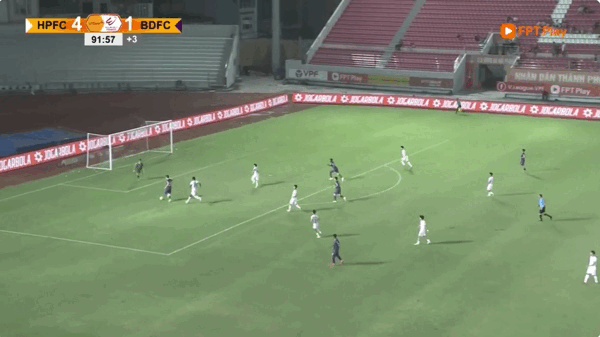 Tiến Linh mất danh hiệu Vua phá lưới V-League 2024/25 trước lễ trao giải ảnh 1
