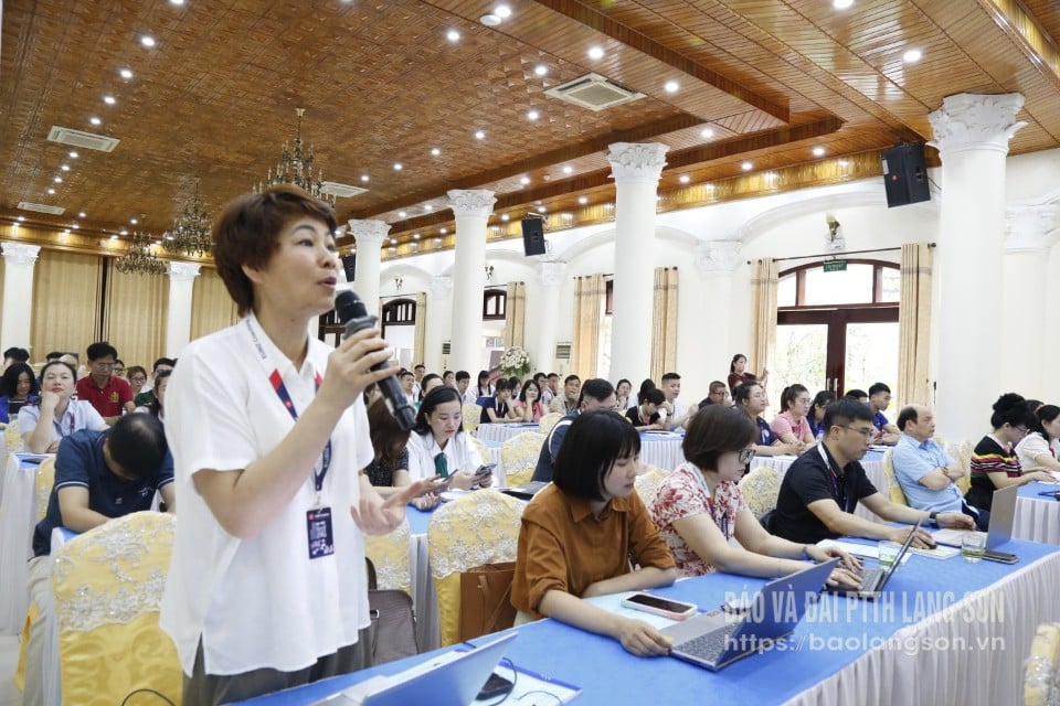 วิสาหกิจร่วมฝึกอบรมการนำปัญญาประดิษฐ์มาประยุกต์ใช้เพื่อปรับปรุงการผลิตและประสิทธิภาพการดำเนินธุรกิจ