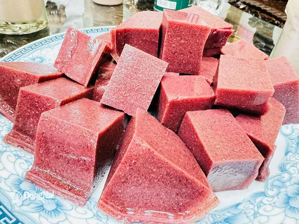 Rau câu nho thân gỗ.