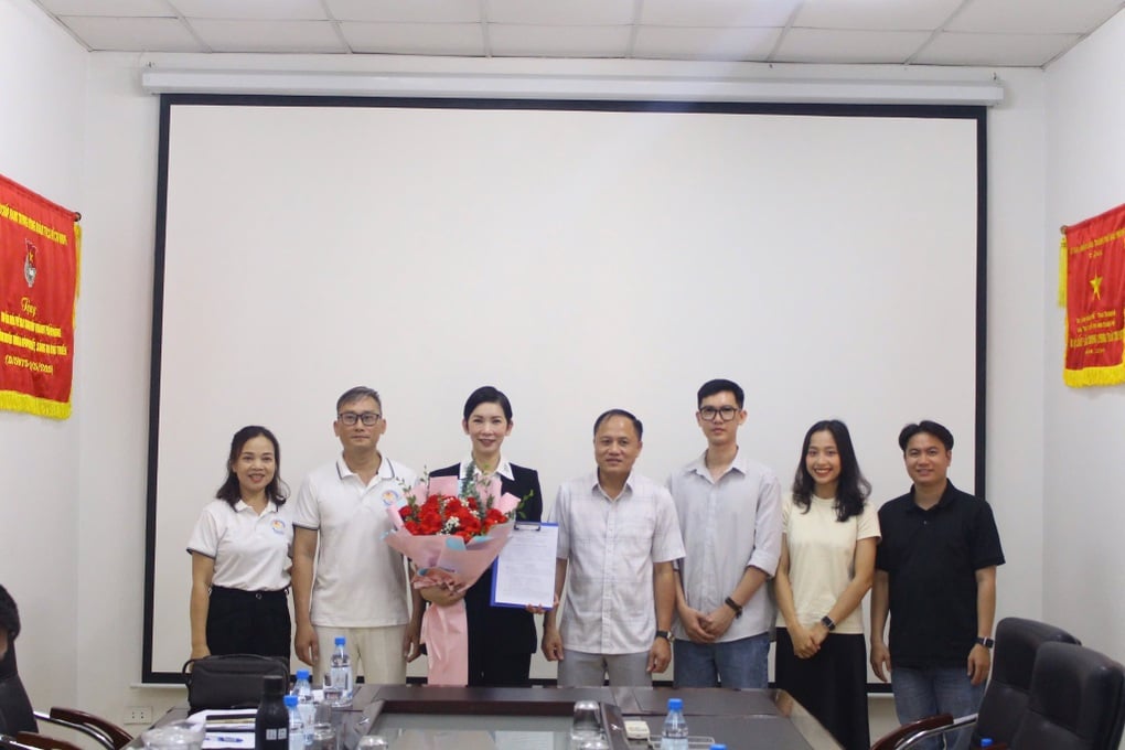 Siêu mẫu Xuân Lan: Tôi không thích tranh giành vị trí với các bạn trẻ - 2