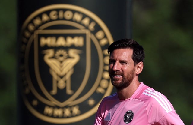 Messi tạo nên một đế chế cho Inter Miami và MLS, Ronaldo nhận hậu đãi không tưởng - Ảnh 1.