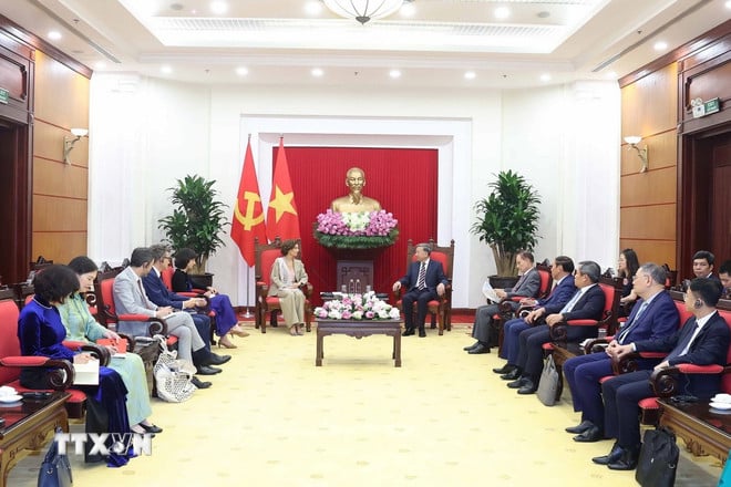 ttxvn-tong-bi-thu-tong-giam-doc-unesco-3.jpg