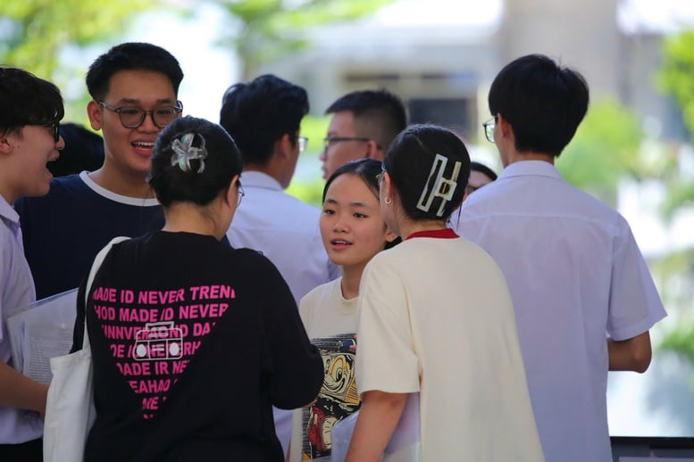 Đà Nẵng: Kỳ thi tốt nghiệp THPT diễn ra an toàn, nghiêm túc- Ảnh 2.