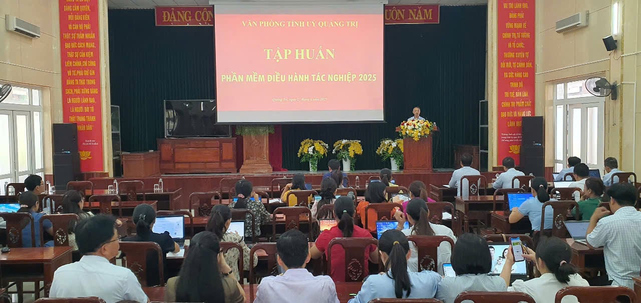 Tập huấn phần mềm điều hành tác nghiệp 2025