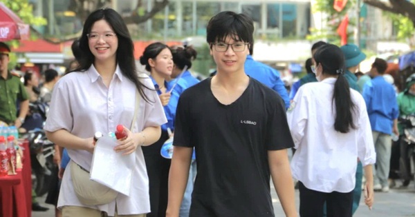 ความไม่เพียงพอในการรับเข้ามหาวิทยาลัยทำให้ผู้ปกครอง "กระสับกระส่าย"