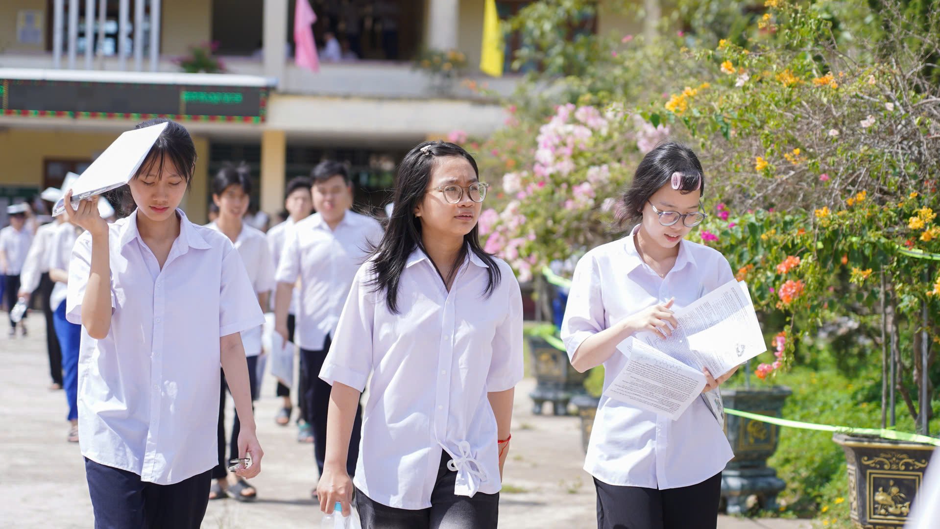 Hơn 8.800 thí sinh hoàn thành bài thi tự chọn kỳ thi tốt nghiệp THPT 