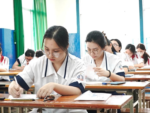 Thi tốt nghiệp THPT 2025: Hiệu quả của đổi mới đề thi  - Ảnh 3.