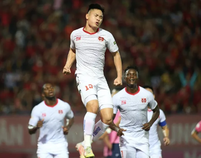 Just won the V-League, Nam Dinh Steel Blue bought another player.