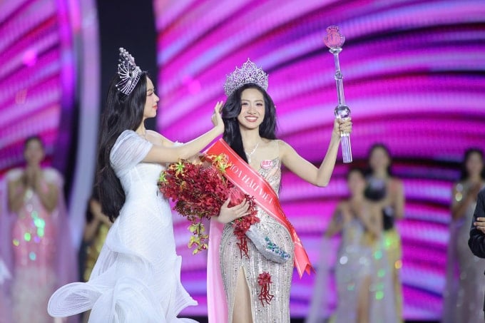 hoa-hau-ha-truc-linh-1-1751042-2515-8817