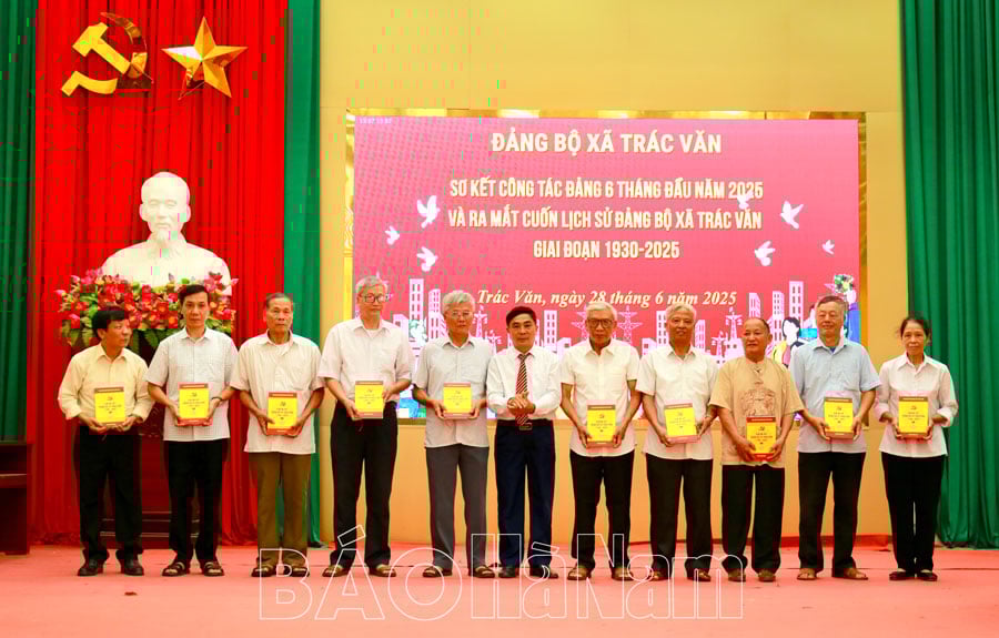 Ra mắt cuốn Lịch sử Đảng bộ xã Trác Văn giai đoạn 1930  2025