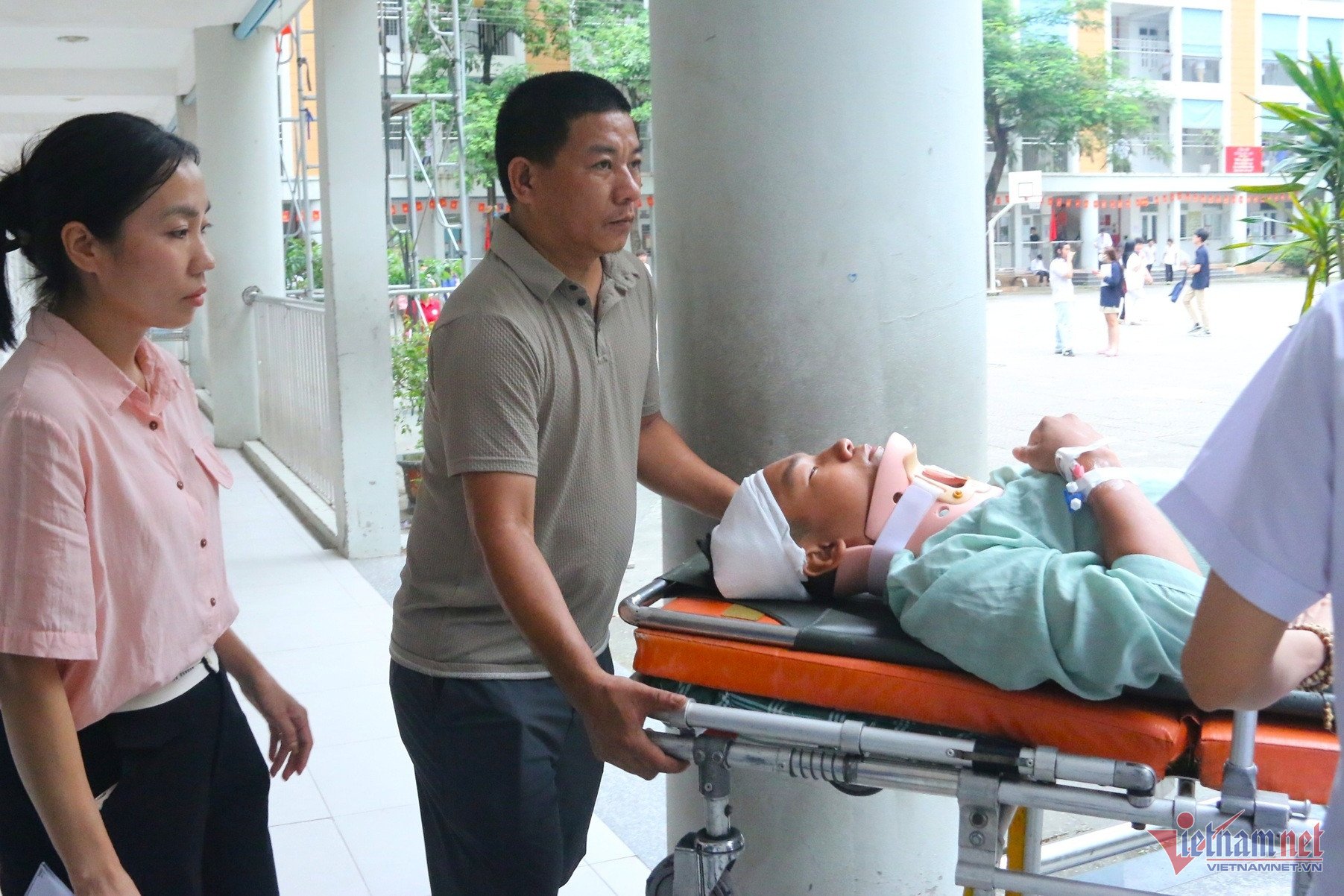 W-going to graduation exam by stretcher (5).JPG.jpg