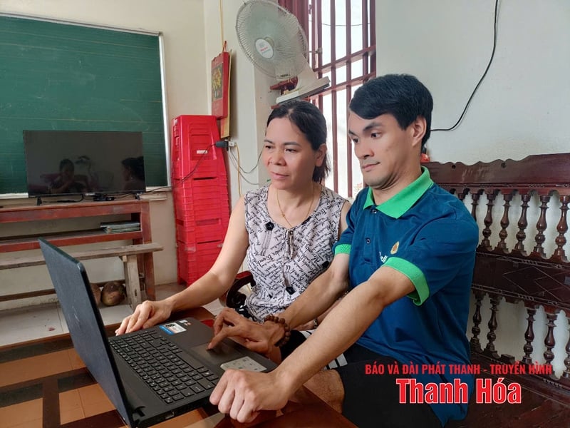 People with disabilities overcome adversity