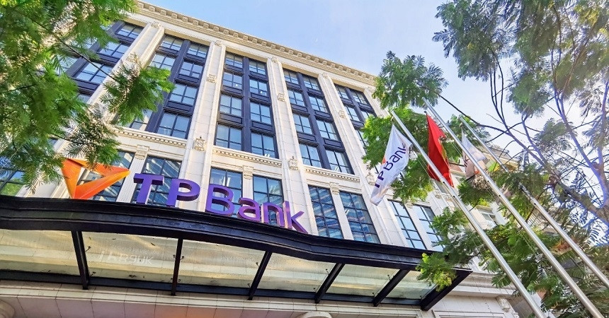 TPBank dismisses two Deputy General Directors