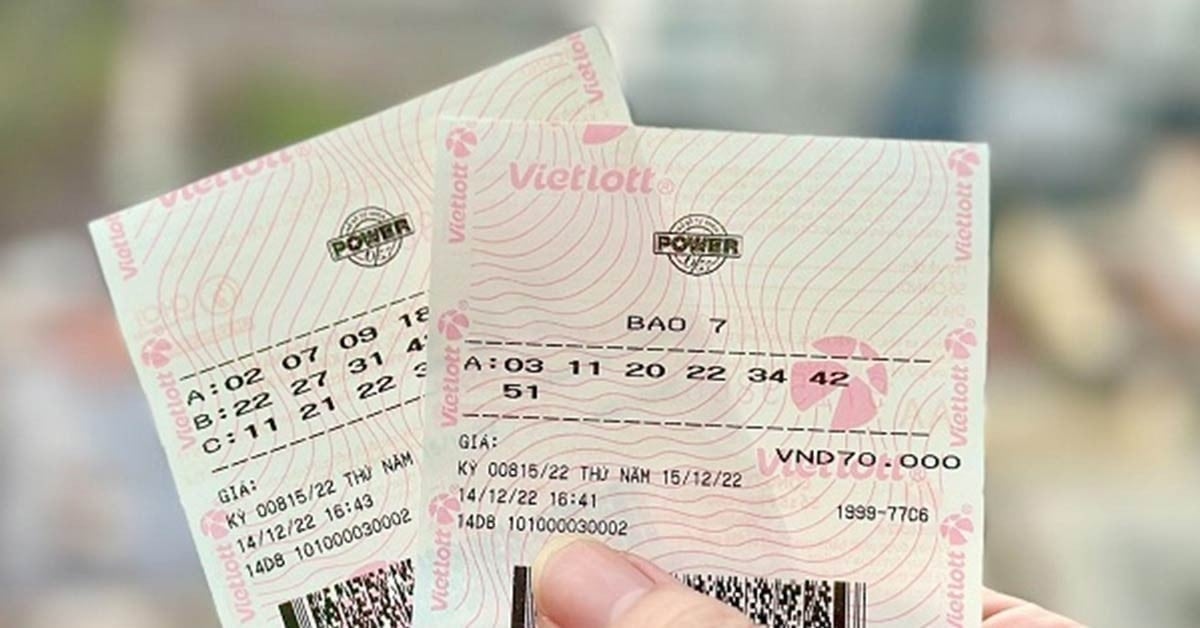 Vietlott tìm thấy 2 vé số trúng độc đắc hơn 12,2 tỷ đồng