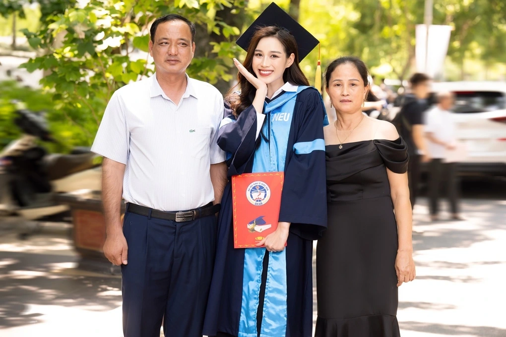 Học vấn của 5 Hoa hậu Việt Nam 10 năm qua: Toàn là sinh viên trường top - 4