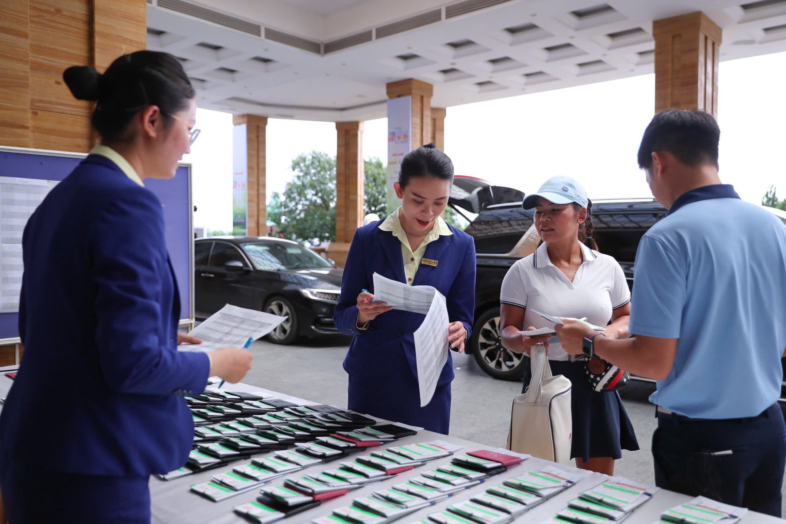 Toàn cảnh khai mạc Giải Golf "Tôi yêu Việt Nam" lần 3 - năm 2025- Ảnh 2.
