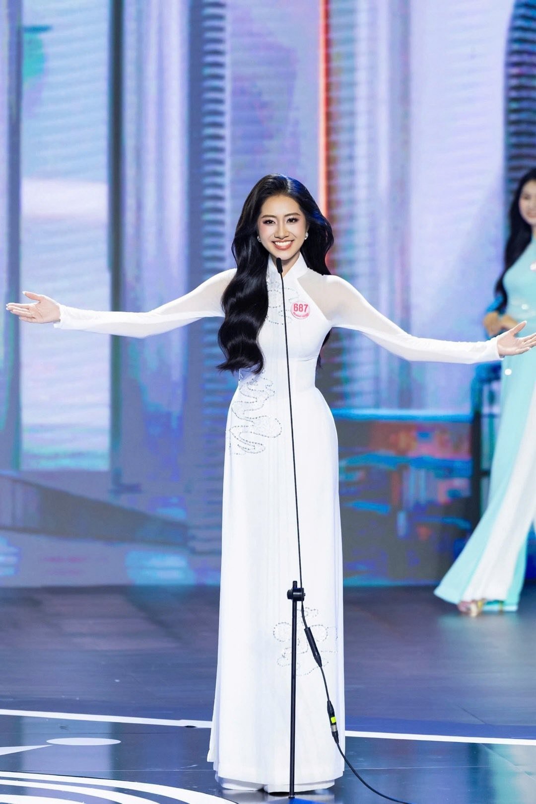 Tân Hoa hậu Việt Nam sở hữu vẻ đẹp sắc sảo, gợi cảm - 6