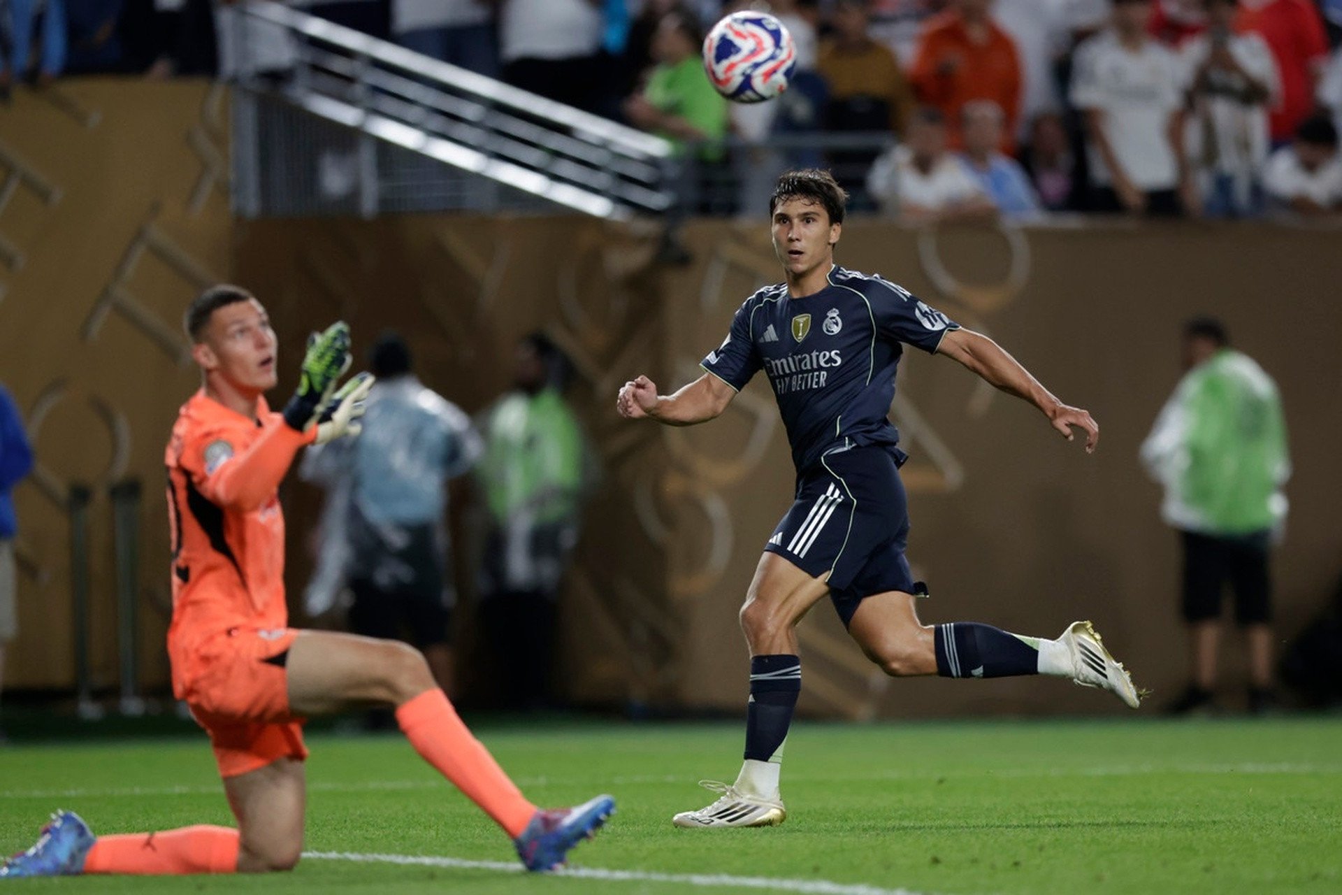 EFE - Gonzalo Real Madrid Salzburg.jpg