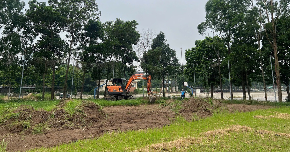 គ្រូ​បង្វឹក​សញ្ជាតិ​អេស្ប៉ាញ និង Ninh Binh FC ត្រៀម​នឹង​គ្រប់​គ្រង​លើ​ទីលាន​ដ៏​ស្រស់​ស្អាត