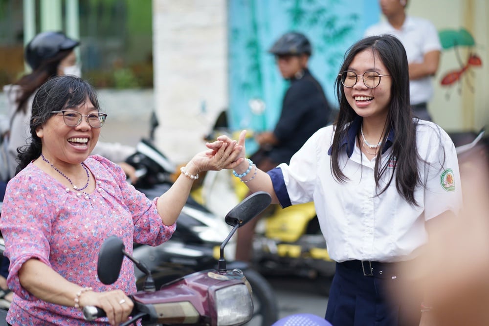 Nhìn lại kỳ thi tốt nghiệp THPT 2025: Đề thi mới có 