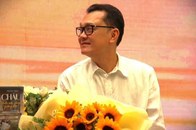 NSƯT Hữu Châu: 