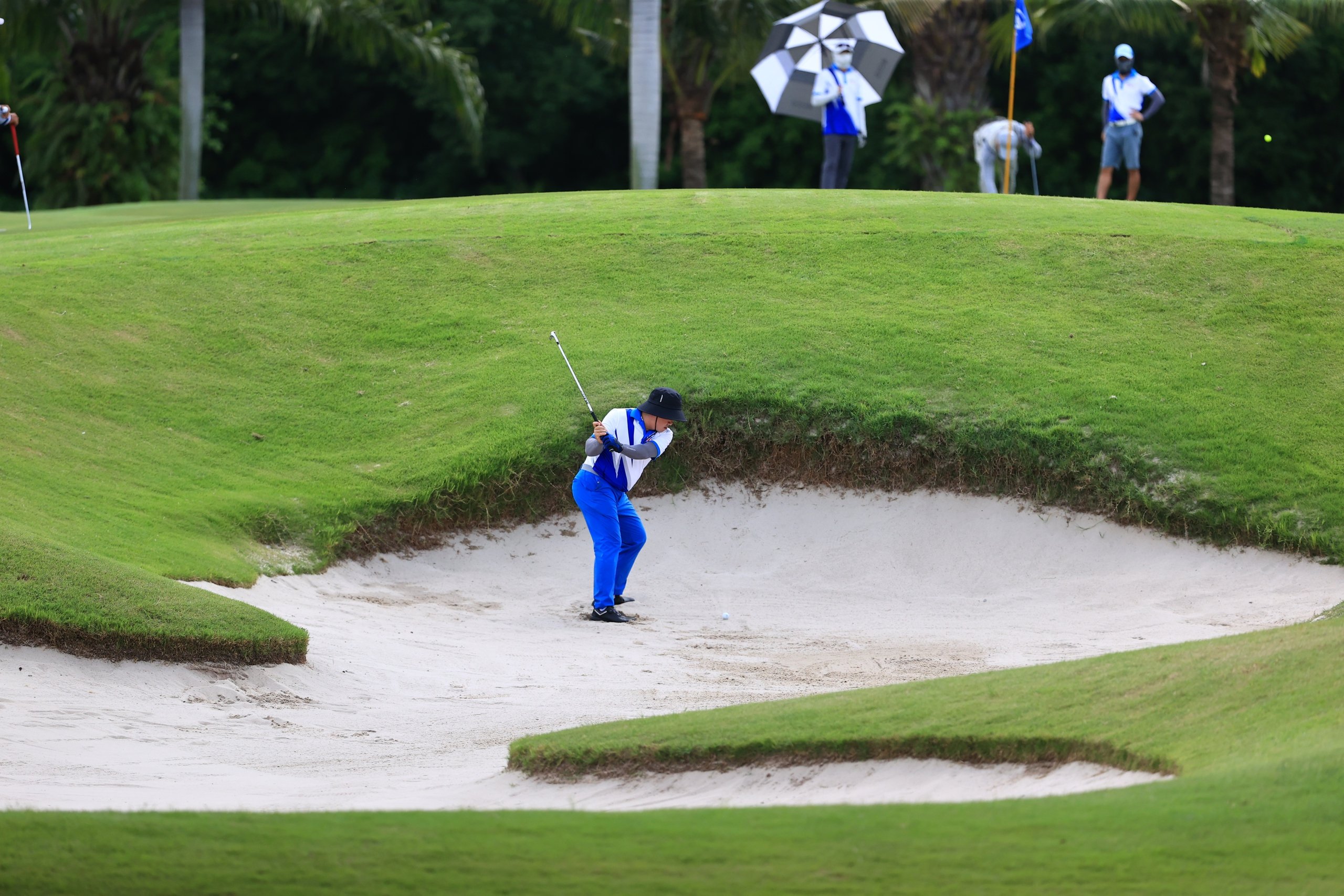 Những hình ảnh tranh tài ấn tượng tại Giải Golf "Tôi yêu Việt Nam" lần 3 - năm 2025- Ảnh 15.