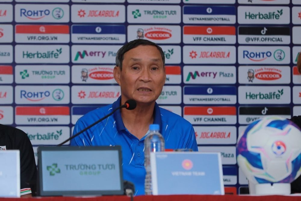 28-coach-mai-duc-chung.jpeg