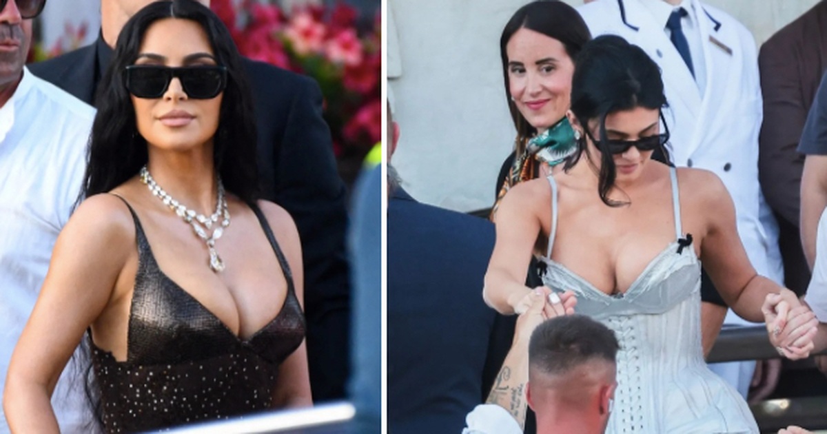 Chị em Kim Kardashian mặc hở bạo, bị chê cười tại tiệc cưới tỷ phú