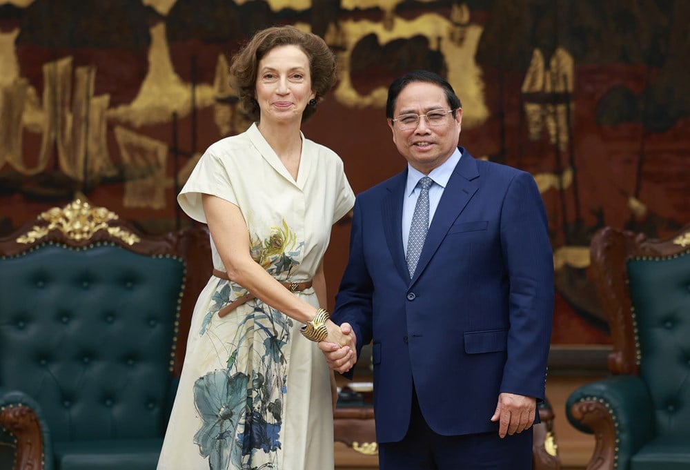 នាយករដ្ឋមន្ត្រីស្នើឱ្យ UNESCO បន្តគាំទ្រការចុះបញ្ជី និងអភិរក្សបេតិកភណ្ឌវប្បធម៌វៀតណាម - រូបថត ១