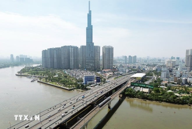 Tuyến Metro số 1 Bến Thành-Suối Tiên chính thức được đưa vào khai thác thương mại từ ngày 22/12/2024. (Ảnh: Quốc Khánh/TTXVN)