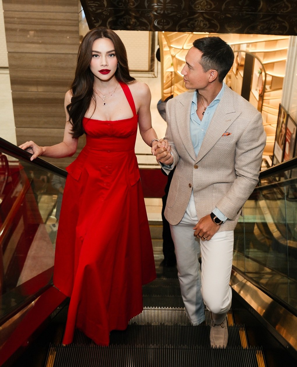 Kim Lý: Hồ Ngọc Hà chăm con giỏi nhất gia đình - 1