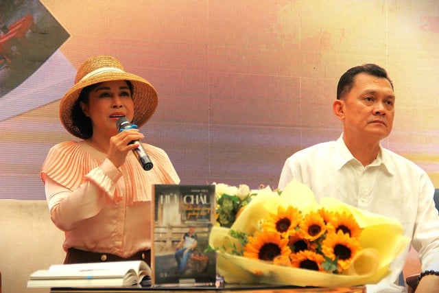 NSƯT Hữu Châu: 