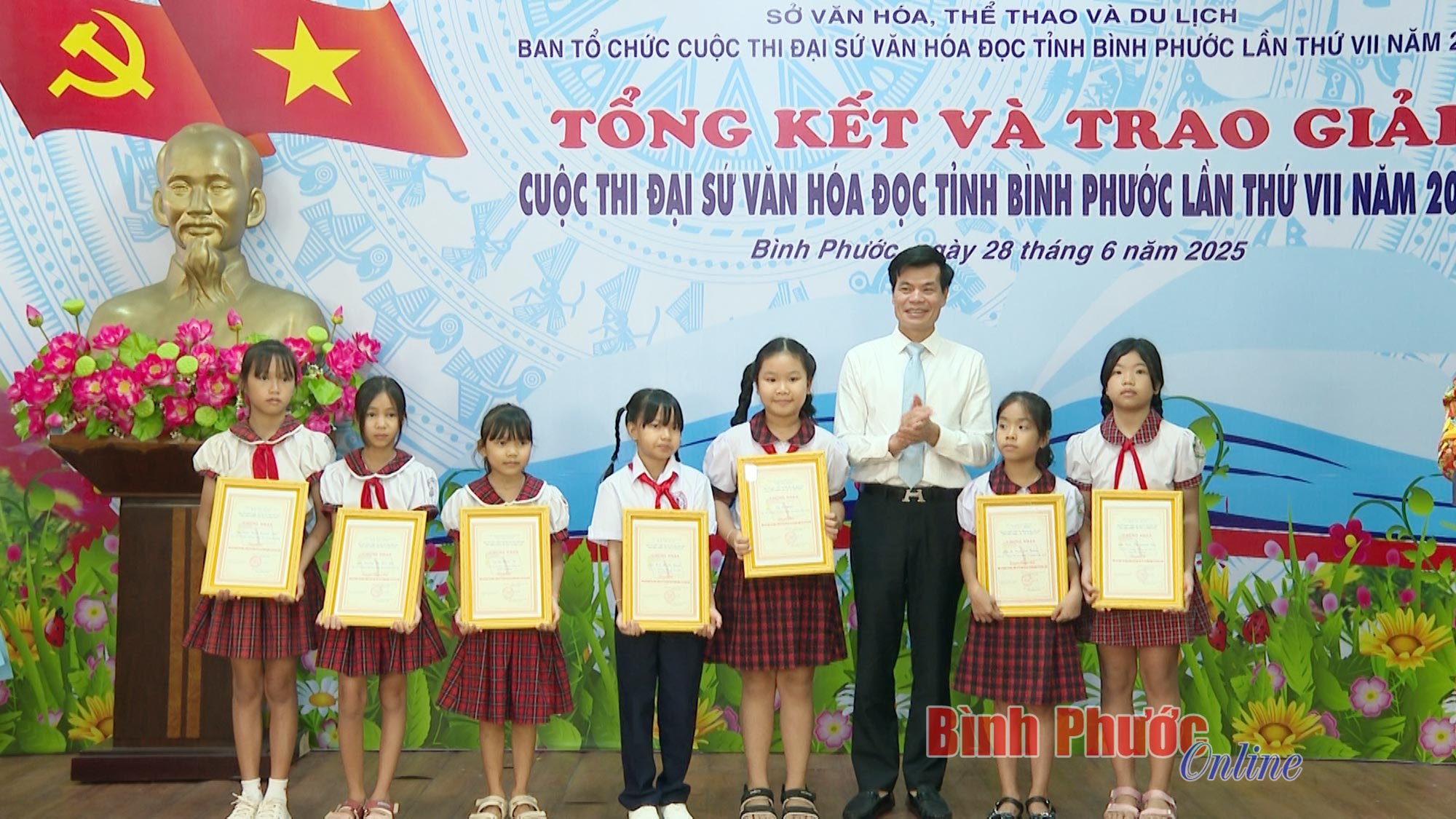 40 tác phẩm đoạt giải cuộc thi Đại sứ văn hóa đọc lần thứ 7