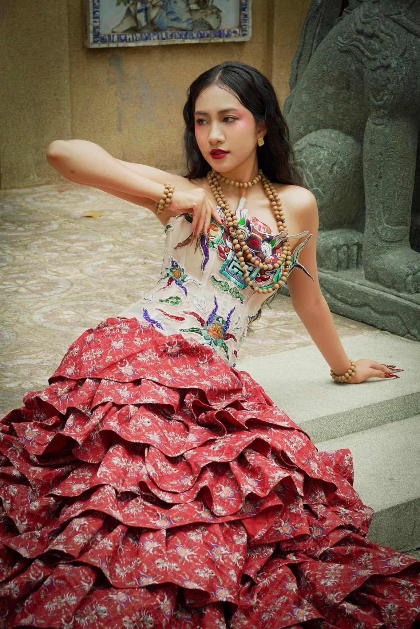 Tân Hoa hậu Việt Nam sở hữu vẻ đẹp sắc sảo, gợi cảm - 13
