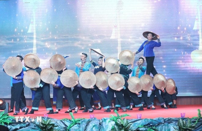 ttxvn-2806-cong-vien-dia-chat-lang-son-3.jpg