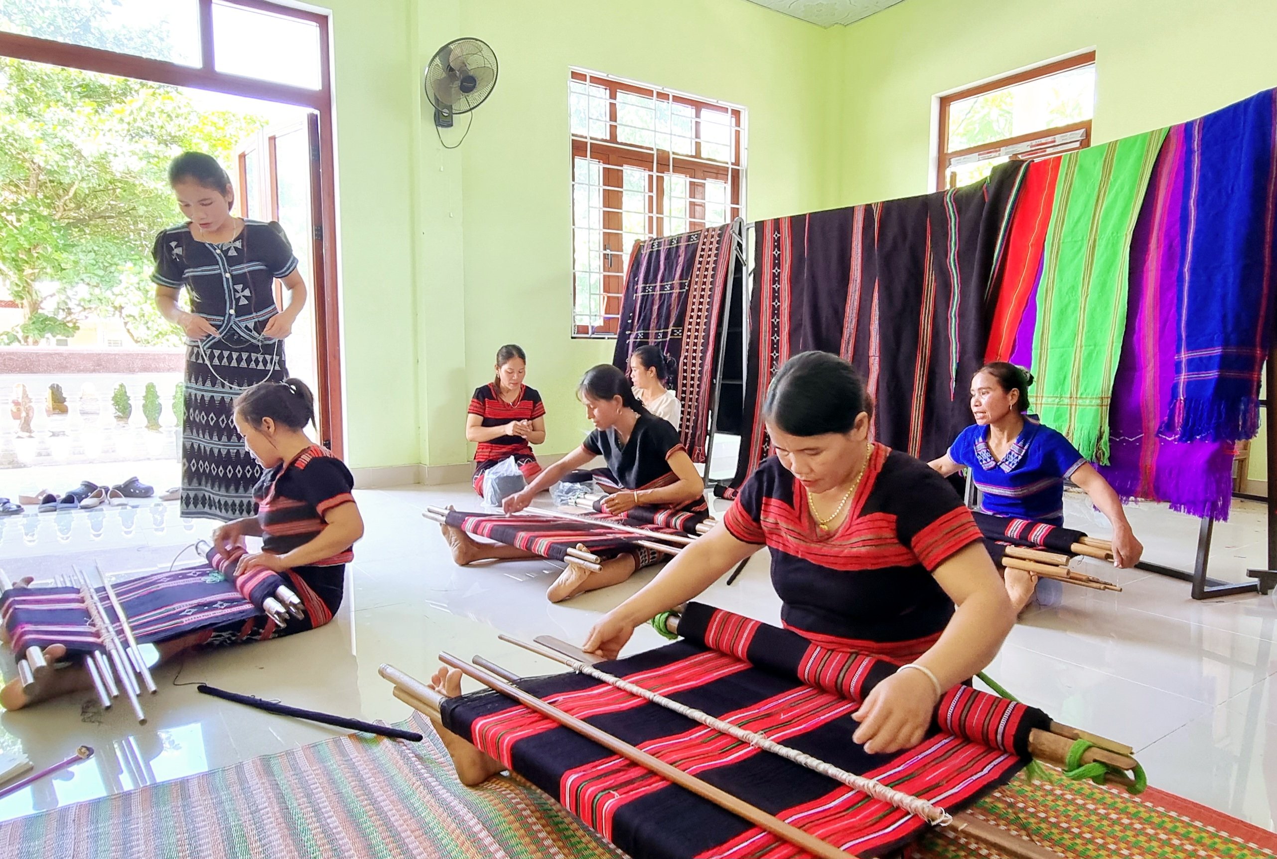 Giảm nghèo nhanh và bền vững ở huyện Đakrông