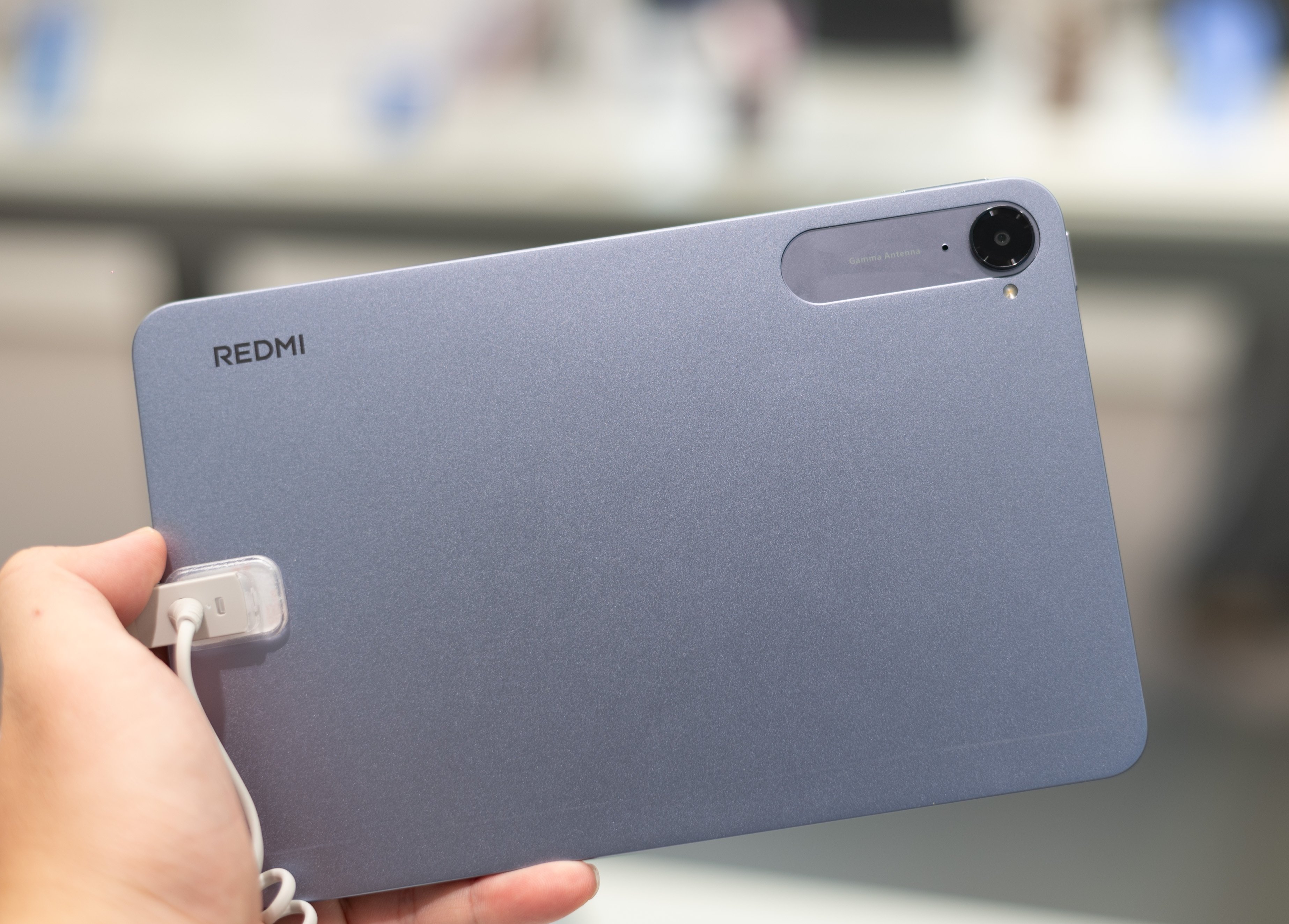 Tren tay Redmi K Pad anh 6