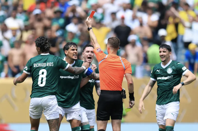 Thắng Botafogo ở 