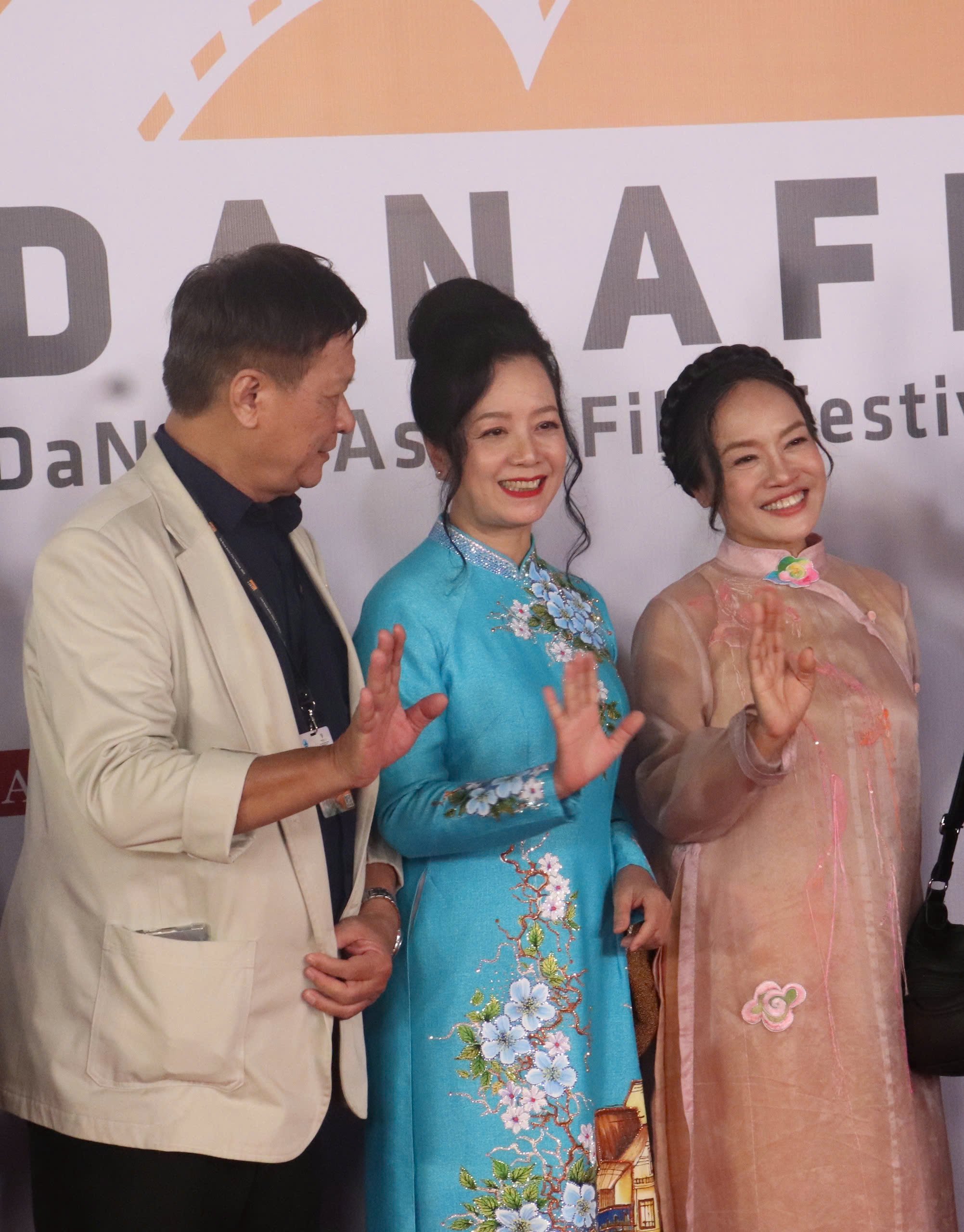 NSND Như Quỳnh, NSND Lan Hương cùng dàn sao dự Liên hoan phim châu Á Đà Nẵng- Ảnh 3.