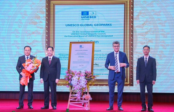Việt Nam đón thêm bằng công nhận Công viên địa chất toàn cầu UNESCO - Ảnh 2.