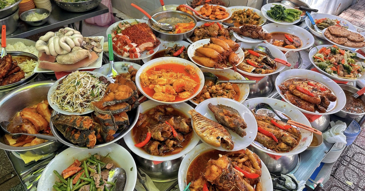 Xuan Hoa Ward មាន 'បាយអ្នកមាន' ដ៏ល្បីល្បាញនៅទីក្រុងហូជីមិញ៖ តើភោជនីយដ្ឋានណាដែលធ្លាប់ស្គាល់ត្រូវបានផ្តល់កិត្តិយសដោយ Michelin?