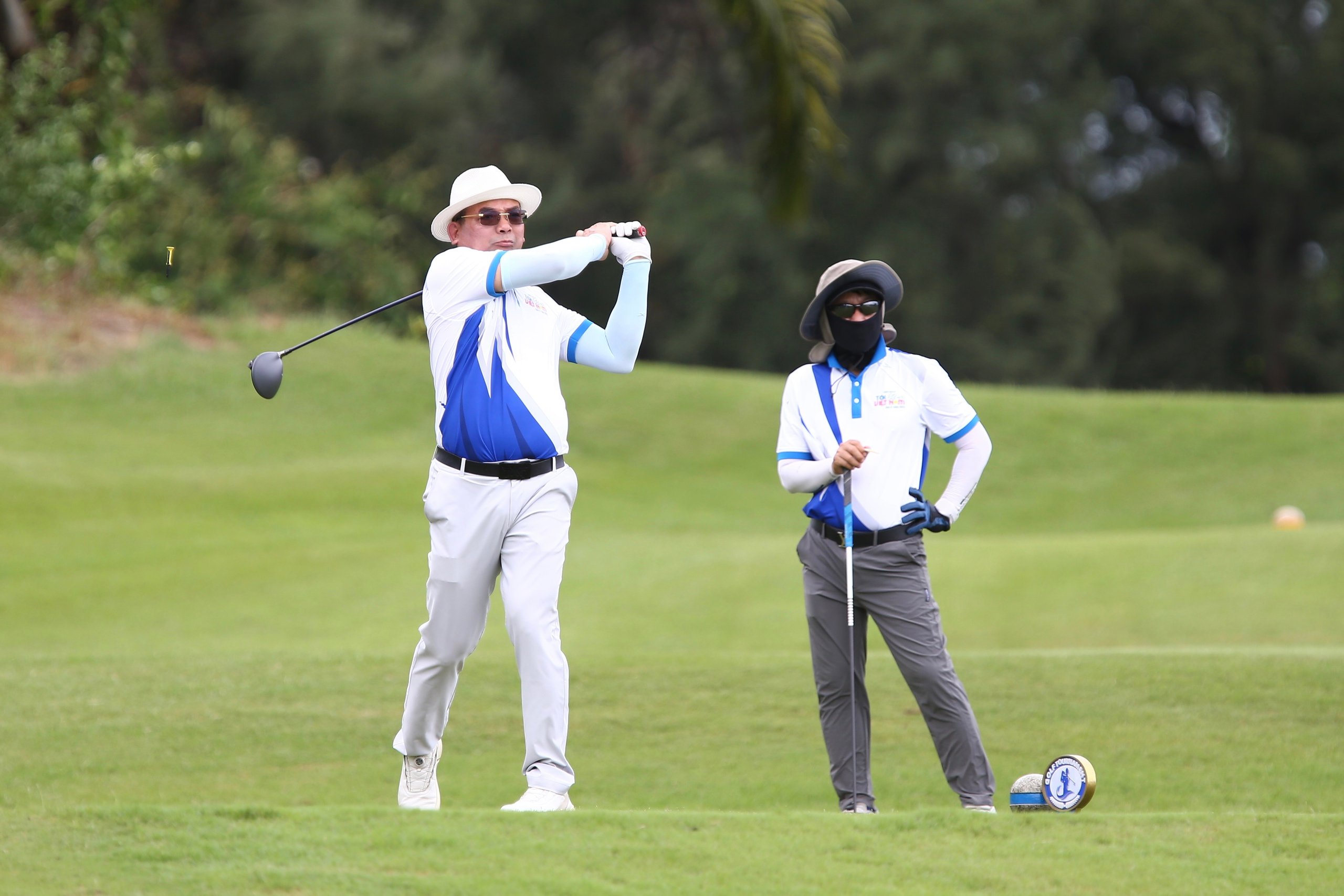 Những cú swing ấn tượng tại giải Golf 