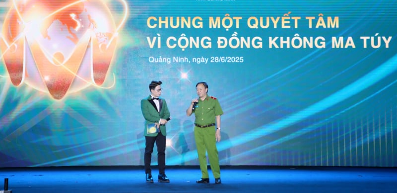 Giao lưu nghệ thuật “Chung một quyết tâm – Vì cộng đồng không ma túy” -0