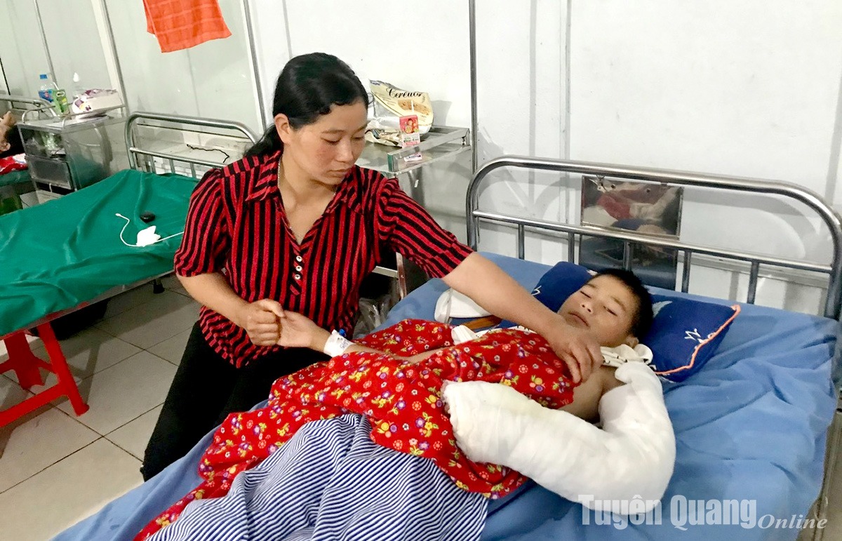 Cậu học trò nghèo cần sự giúp đỡ