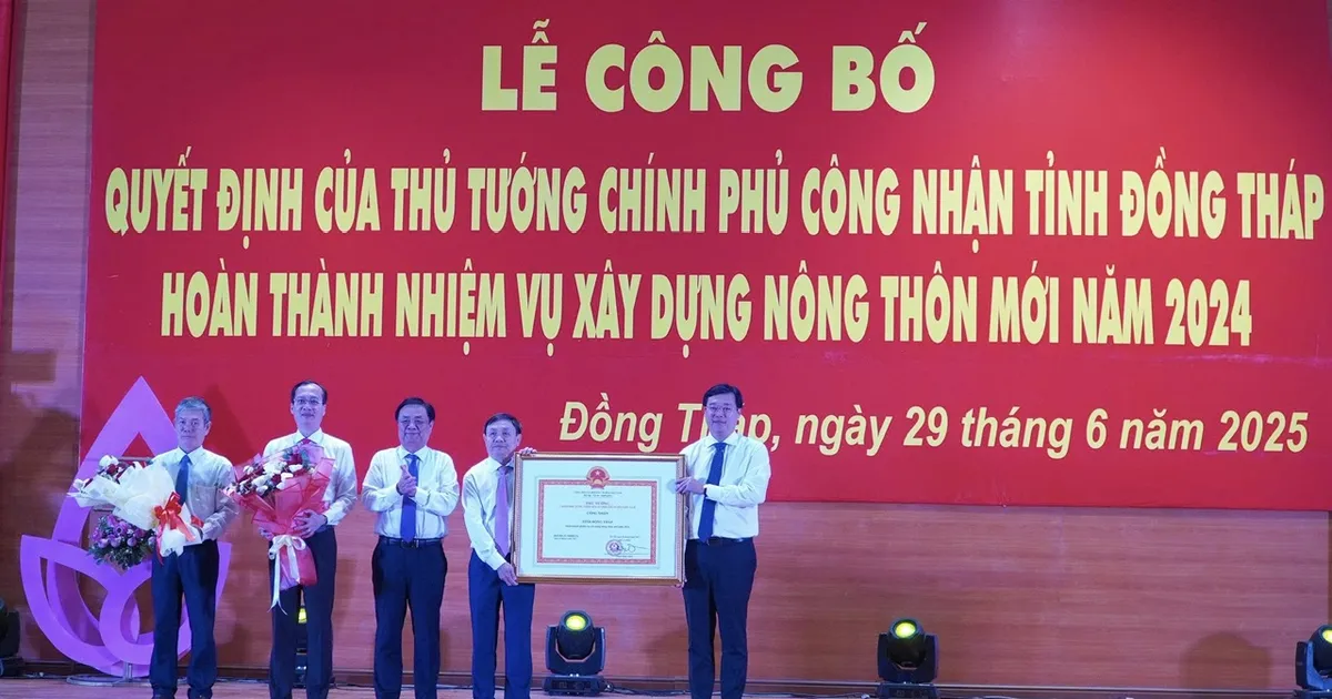 ด่งทับมีตำบลที่ตรงตามมาตรฐานชนบทใหม่ 100%