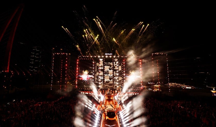 Das GAMA Music Racing Festival 2025 stellt einen vietnamesischen Rekord auf: „Die längste Bühne kombiniert mit der längsten Rennstrecke aller Zeiten.“ Foto: Organisationskomitee