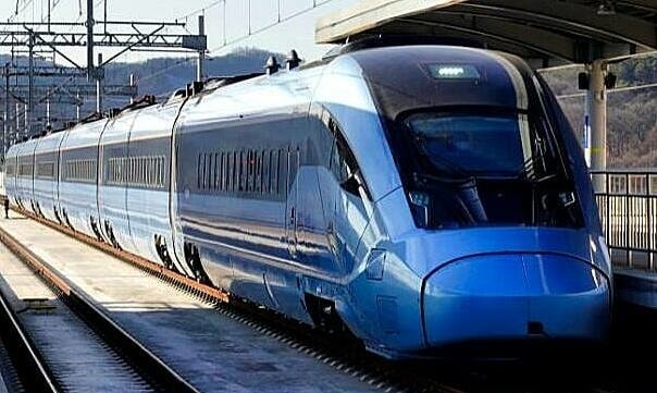 Le projet de ligne ferroviaire à grande vitesse Nord-Sud devrait débuter ses travaux en décembre 2026.