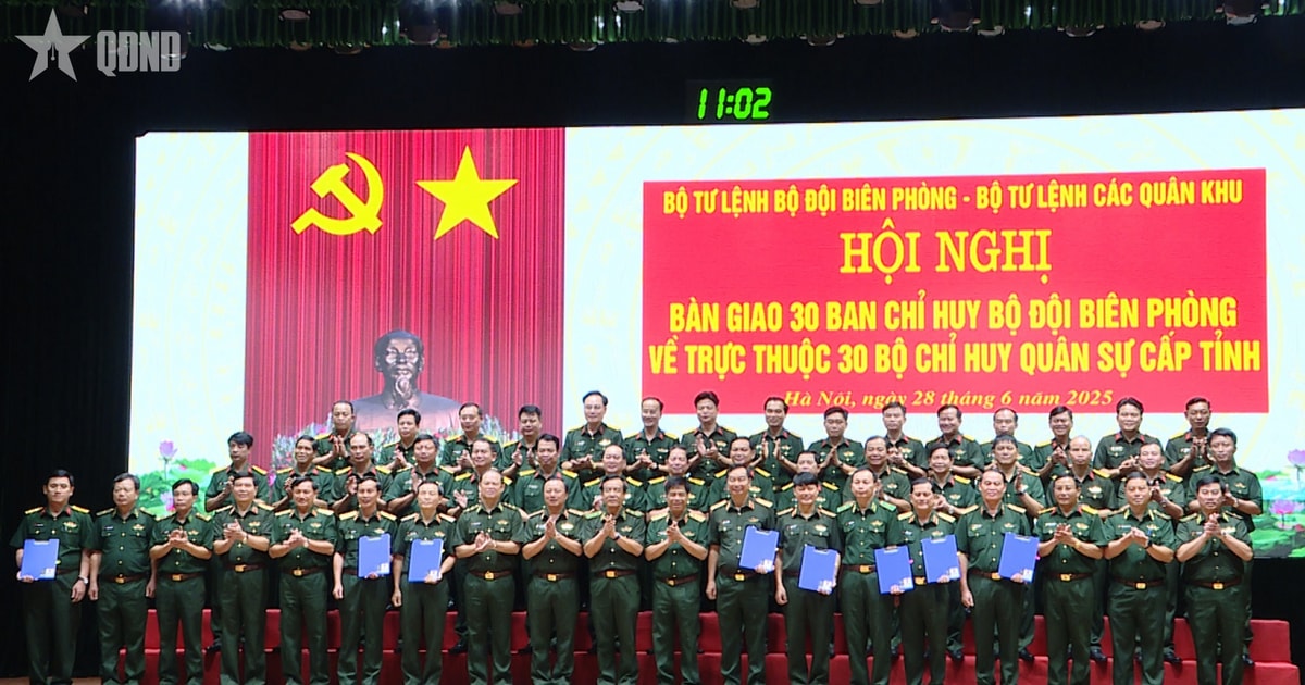Bàn giao Ban chỉ huy Bộ đội Biên phòng về trực thuộc Bộ...
