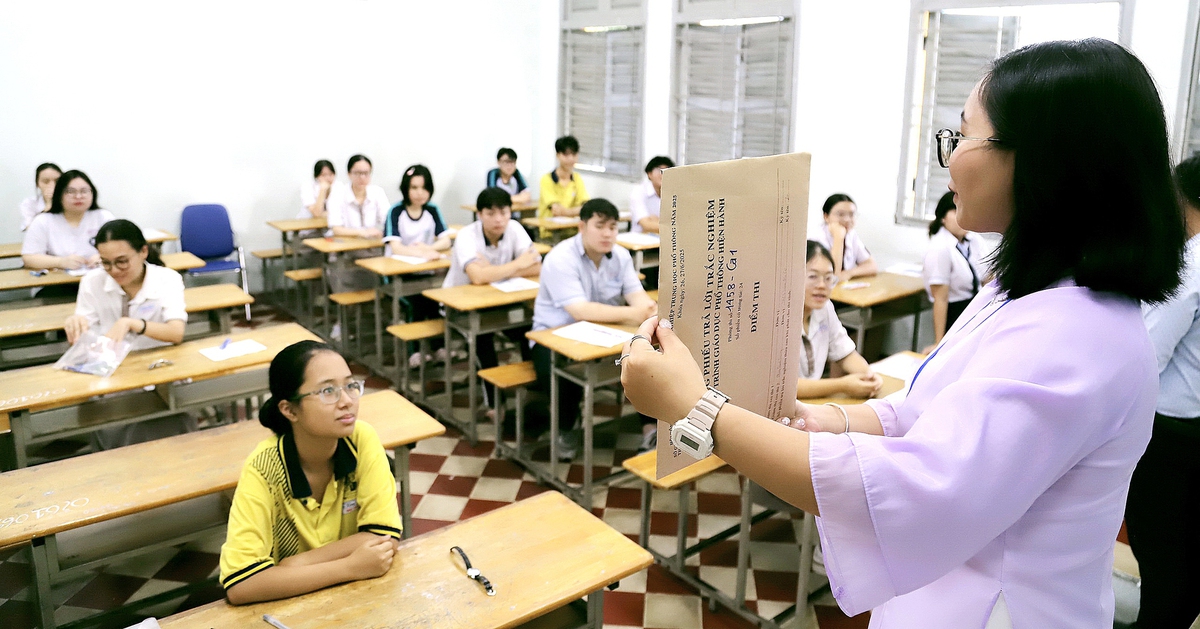 Đề thi tốt nghiệp khó, điểm chuẩn đại học sẽ giảm?